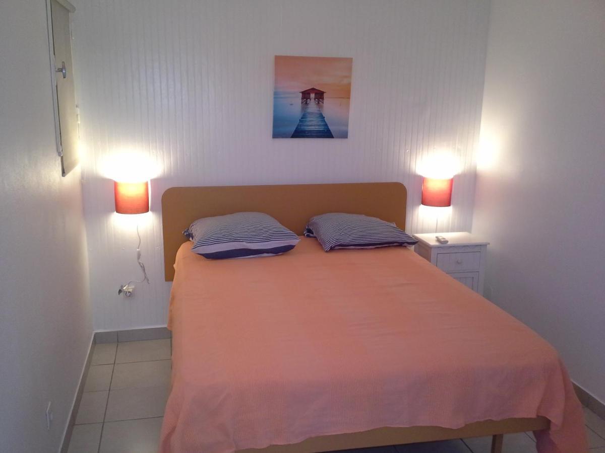Au Coeur De Saint Francois Apartment ภายนอก รูปภาพ
